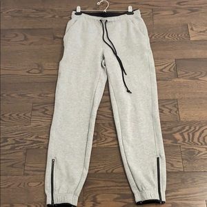 TNA jogging pants - Size S.